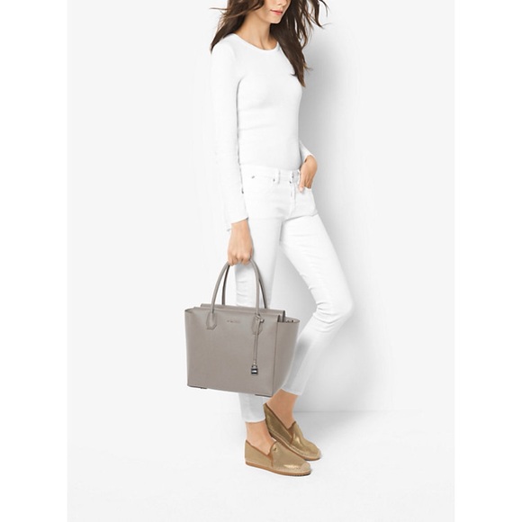 Michael Kors Mercer Large Satchel Leather Tote - Picture 2 of 16